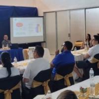 La Dirección de Educación Técnica y Capacidades Emprendedoras (DETCE) del ministerio de Educación Pública (MEP), realizó una mesa empresarial en el Colegio Técnico Profesional (CTP) de Quepos para promover los programas educativos en modalidad dual.