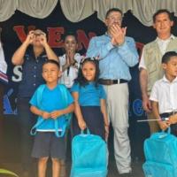 UNICEF donó al MEP, 600 pupitres y paquetes educativos a estudiantes de 30 centros educativos de la frontera norte