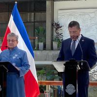 Anuncio se dio en conferencia de prensa del Presidente