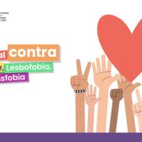 Se ilustra unas manos levantadas en lucha y con el corazón sobre ellas.