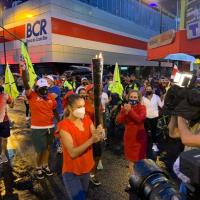 Antorcha es portada por estudiantes en San José 
