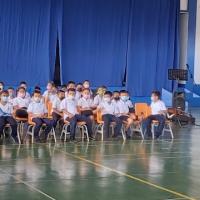 Niñas y niños de la Escuela Central de Río Claro