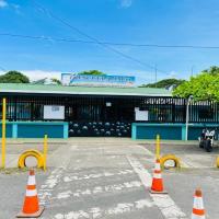 27 centros educativos