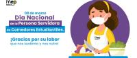Una mujer realizando las funciones de cocinera.