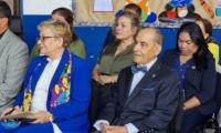 Ministra de Educación, Guillermo Malavassi y funcionarios del MEP.