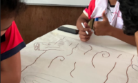 estudiante dibujando