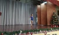 Presentación artística de Swing Criollo de la estudiante de la Escuela Filomena Blanco de Quirós
