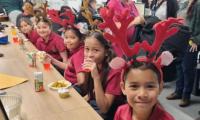 Estudiantes de la Fundación Oratorio Don Bosco Sor María Romero