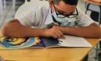 estudiante leyendo