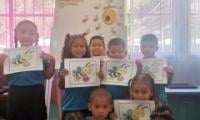 Docente de preescolar enseña a estudiantes a cuidar el ambiente con proyecto de abejas 