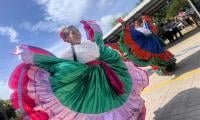 Bailes alegran la inauguración de las instalaciones