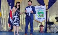 Viceministro participa de graduaciones de escuela y colegio donde estudió