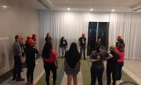 Encuentro “Aulas sin Fronteras” se realizó el 27, 28 y 29 de noviembre 2024  Más de 80 estudiantes migrantes y 20 docentes de centros educativos de Alajuela compartieron sus experiencias y desafíos en un espacio seguro y de diálogo, en el marco del proyecto “Aulas sin Fronteras”.   La población estudiantil migrante discutió temas como la integración en los centros educativos, el fortalecimiento de la identidad cultural y la importancia de la convivencia pacífica.   El objetivo de “Aulas sin Fronteras” es pr