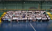 Emiratos Árabes Unidos dona implementos deportivos a centros educativos costarricenses