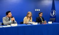 El ministro de Educación y la vicepresidenta de la República y ministra de Salud expusieron sobre los riesgos de los vapeadores frente a un grupo de estudiantes del Liceo de Señoritas de Costa Rica.