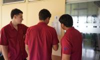 Estudiantes de último año de secundaria, iniciaron este lunes la aplicación de la Prueba Nacional Estandarizada Sumativa. 