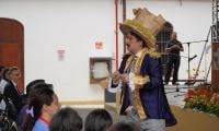 Participación de estudiantes de acto oficial de celebración del Día Mundial del Libro 