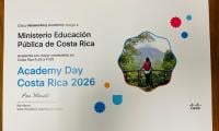 El 26 de marzo, docentes de 35 colegios técnicos profesionales realizaron una prueba de certificación como instructores para acreditarse en el programa Cisco Networking Academy.