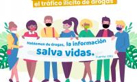 Afiche con personas de distintas edades sosteniendo un banner.