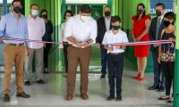 Presidente de la República y comunidad educativa realizan en corte de la cinta